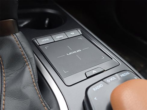 Used 2022 Lexus UX 250h w/ Premium Package image 36