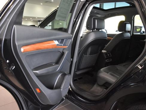 Used 2023 Audi Q5 2.0T Premium image 28