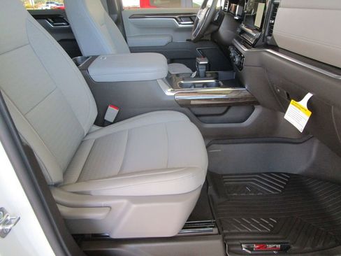 New 2026 Chevrolet Silverado 1500 LT image 22