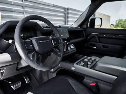 Used 2023 Land Rover Defender 110 Carpathian Edition AWD/4WD image 2