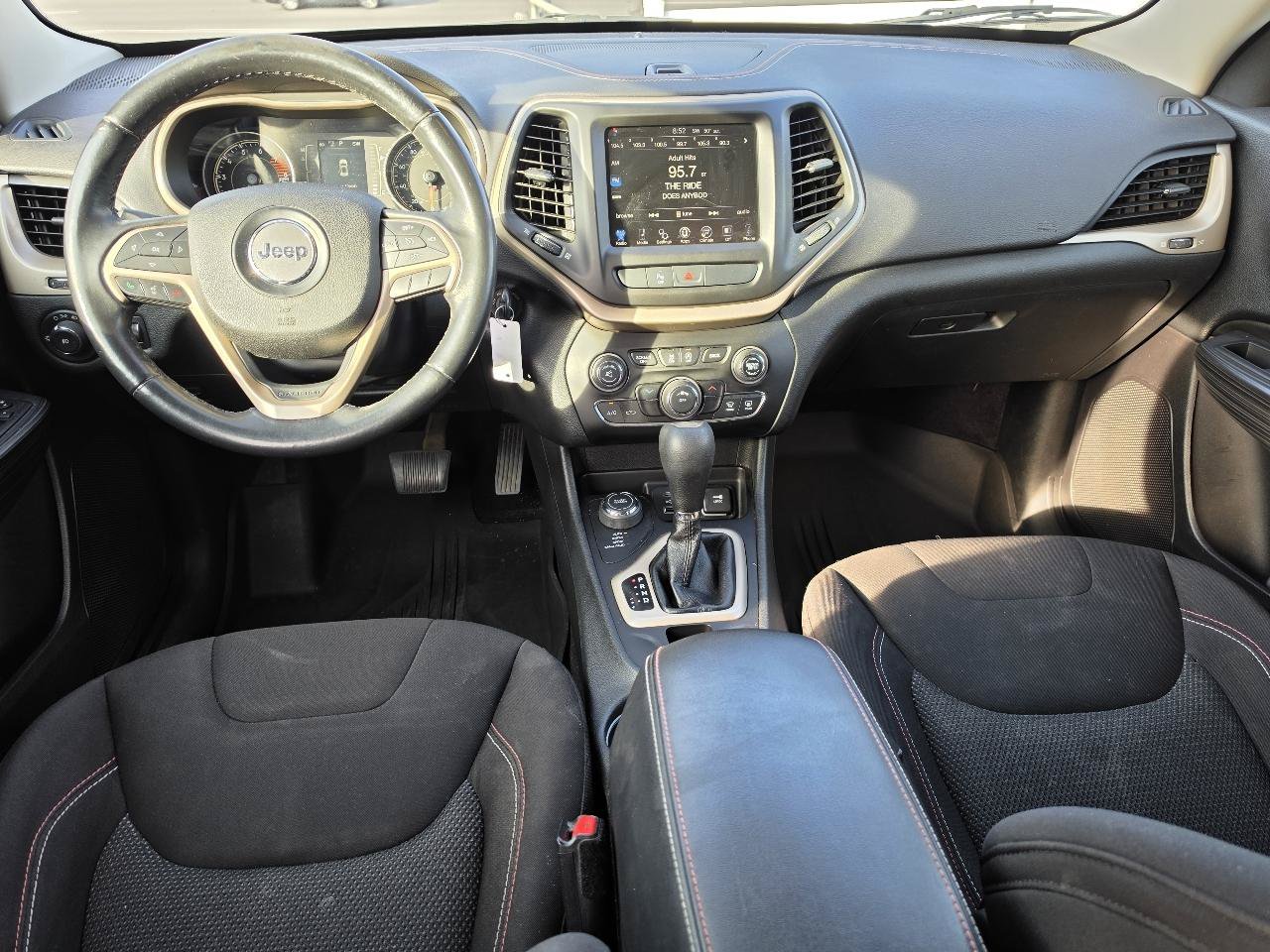 Used 2016 Jeep Cherokee 75th Anniversary AWD/4WD image 9