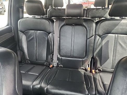 Used 2024 Jeep Wagoneer Series II w/ Flexible Seating Group AWD/4WD image 18