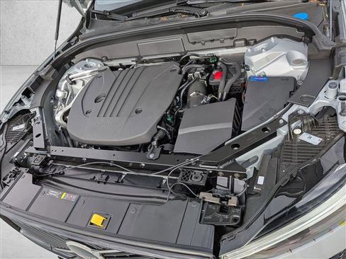 New 2026 Volvo XC60 B5 Core w/ Protection Package Premier image 19