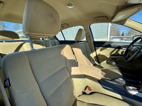 Used 2012 Honda Accord LX image 17