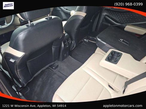 Used 2020 Ford Escape SEL image 36