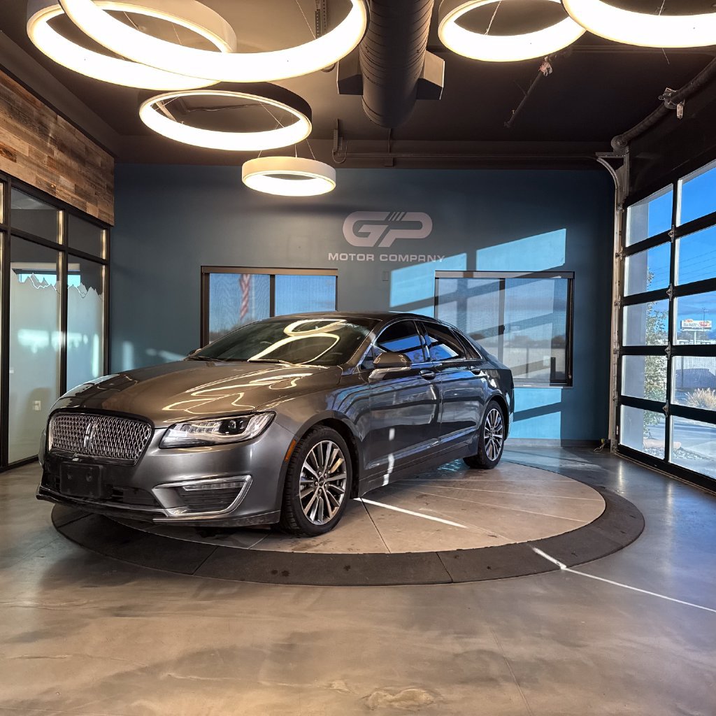 Used 2019 Lincoln MKZ Reserve FWD image 7