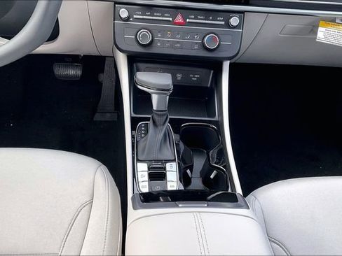 New 2026 Hyundai Tucson SE FWD image 8