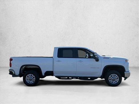 Used 2024 Chevrolet Silverado 2500 LT w/ All Star Edition AWD/4WD image 4