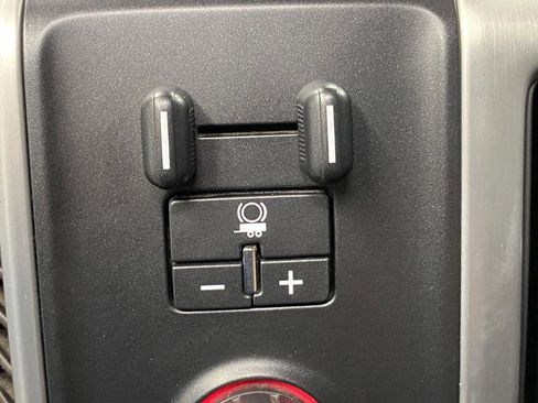 Used 2016 GMC Sierra 1500 SLE w/ SLE Value Package image 24