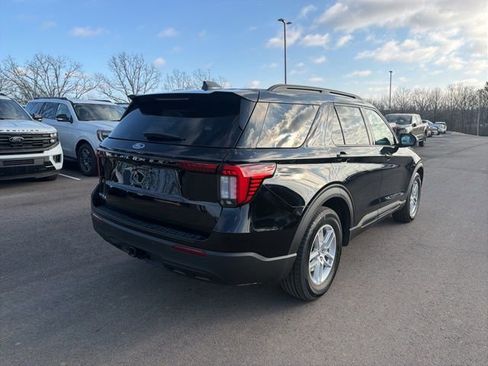 Used 2026 Ford Explorer Active image 3