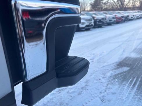 Used 2024 Ford F350 Lariat w/ Chrome Package image 17