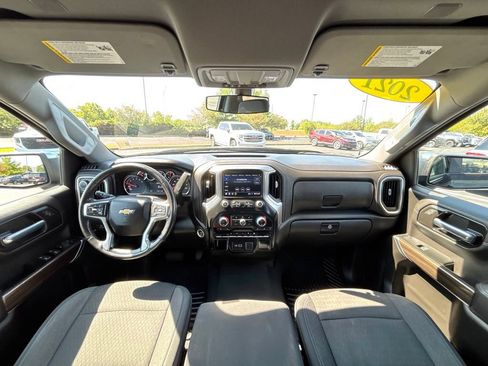 Used 2021 Chevrolet Silverado 1500 LT AWD/4WD image 20