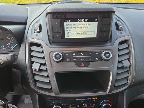 Used 2023 Ford Transit Connect XL FWD image 24