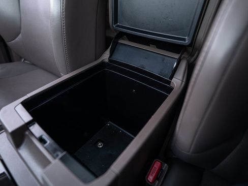 Used 2018 Lexus GX 460 image 31