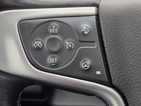 Used 2018 GMC Yukon SLT w/ Open Road Package image 17