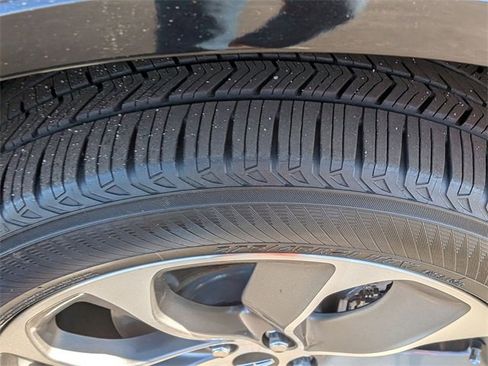 Used 2022 Lincoln Aviator Grand Touring w/ Equipment Group 301A image 11