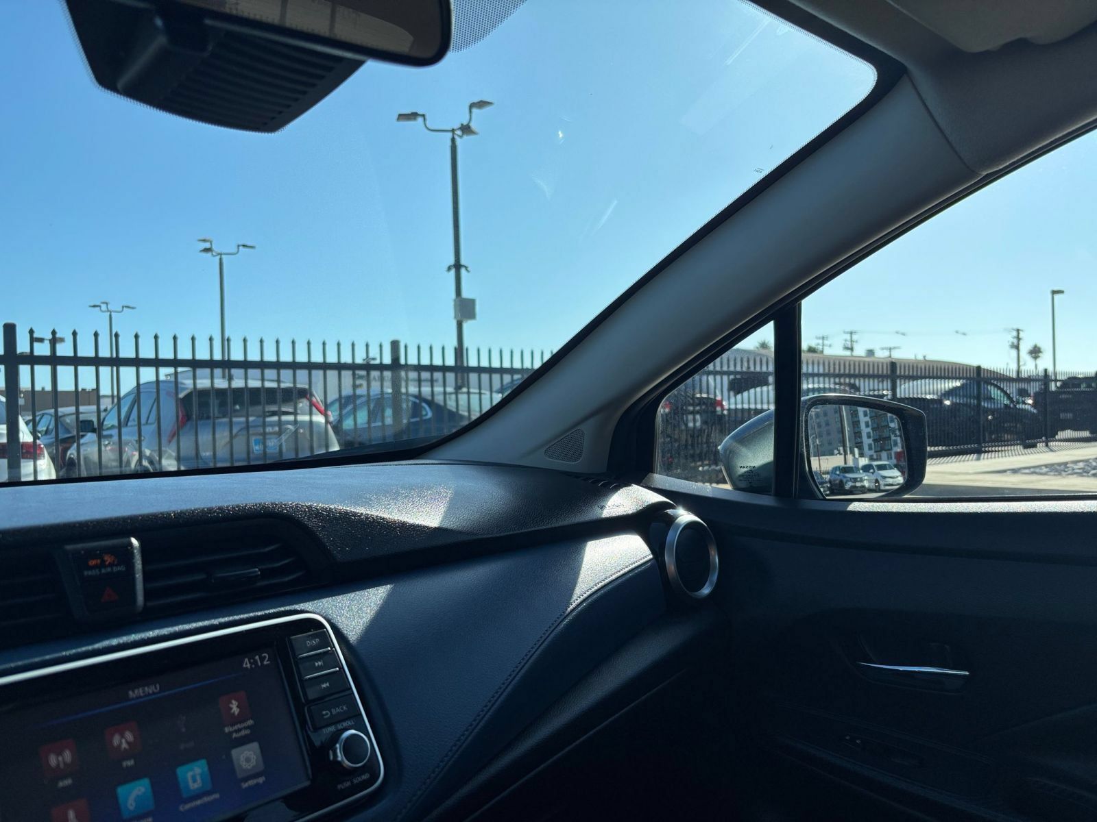 Used 2025 Nissan Versa SV FWD image 34
