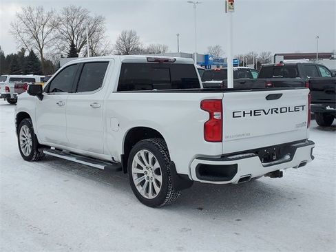 Used 2020 Chevrolet Silverado 1500 High Country w/ Technology Package image 4