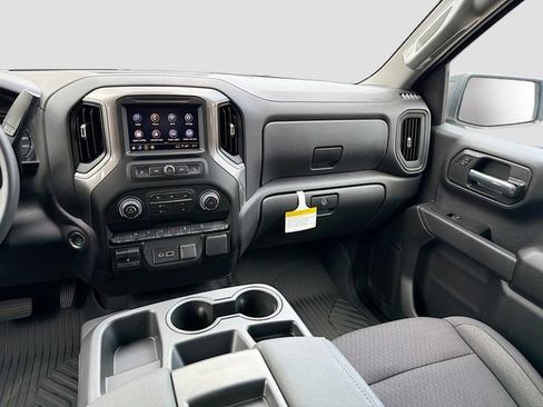New 2026 Chevrolet Silverado 1500 Custom Trail Boss w/ LPO, Dark Essentials Package AWD/4WD image 23