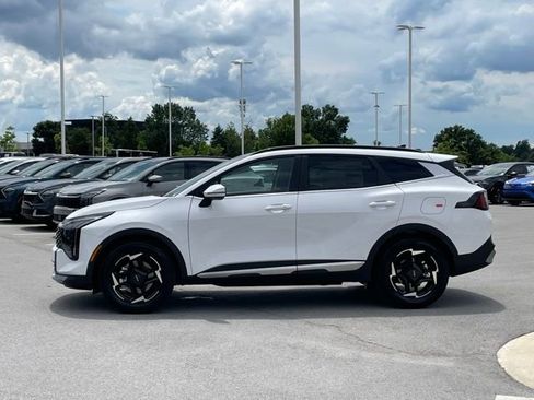 New 2026 Kia Sportage EX w/ EX Panorama Roof Package image 4