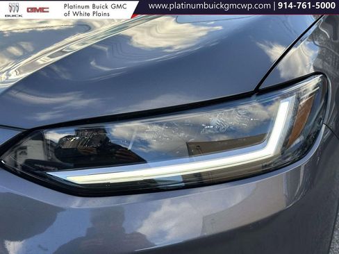 Used 2024 Honda HR-V LX image 10