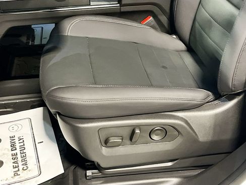 Used 2026 GMC Hummer EV SUV AWD/4WD image 12