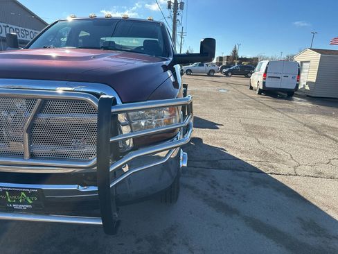 Used 2018 RAM 3500 Tradesman w/ Chrome Appearance Group image 17