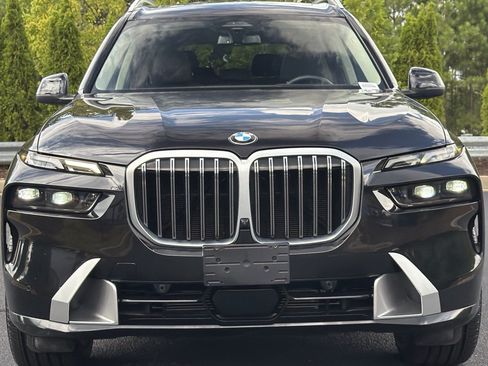 Used 2024 BMW X7 xDrive40i w/ Premium Package AWD/4WD image 18