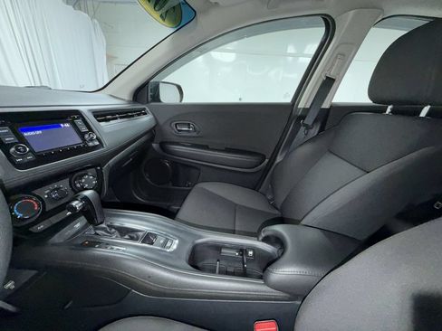 Used 2021 Honda HR-V LX image 23