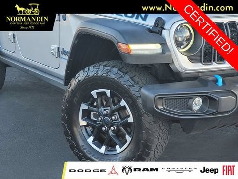 Certified 2024 Jeep Wrangler Unlimited Rubicon 4xe AWD/4WD image 3