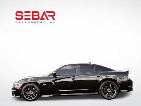 Used 2019 Dodge Charger Scat Pack RWD image 17