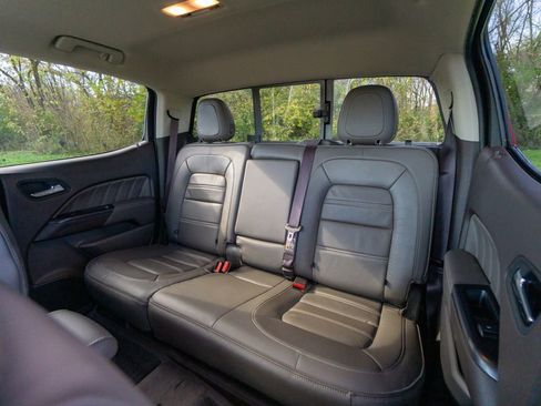 Used 2021 GMC Canyon Denali image 28