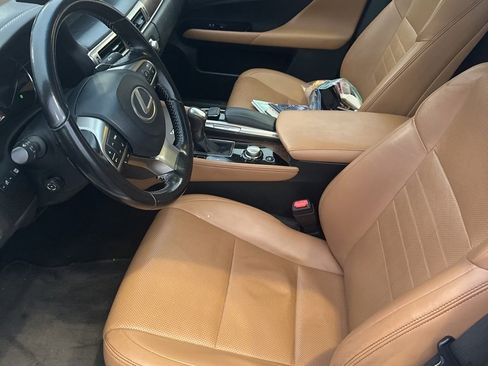 Used 2017 Lexus GS 350 image 4