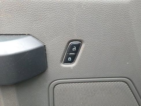 Used 2015 Ford F150 XLT w/ Equipment Group 301A Mid image 17