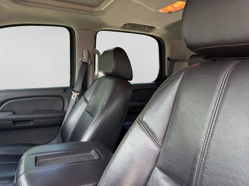 Used 2008 Chevrolet Tahoe LT w/ LT Preferred Equipment Group AWD/4WD image 16