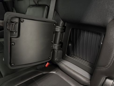 Used 2020 Chevrolet Silverado 1500 LTZ w/ LTZ Plus Package image 30