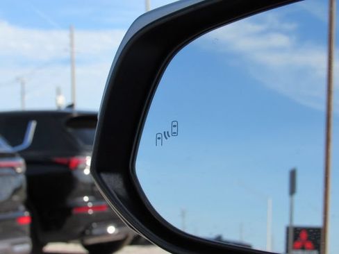 Used 2024 Toyota RAV4 SE AWD/4WD image 31