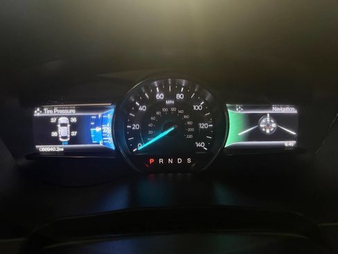 Used 2017 Ford Explorer Limited FWD image 25