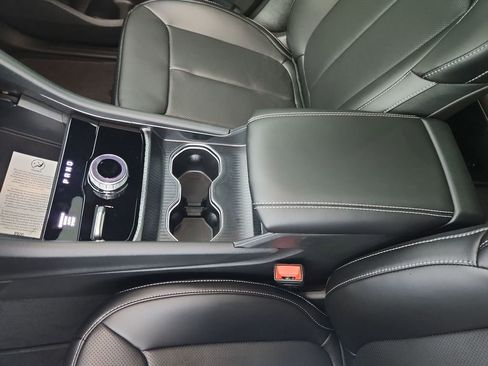 New 2025 Jeep Grand Cherokee L Limited w/ Luxury Tech Group II image 30