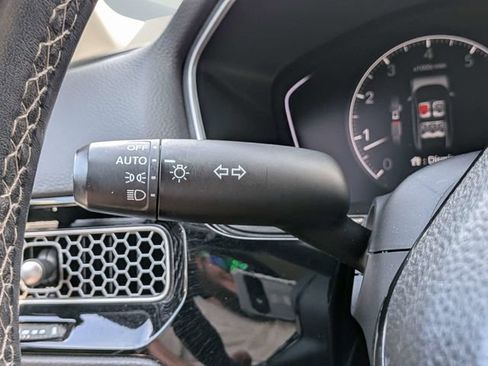 Used 2024 Honda Civic EX-L image 30