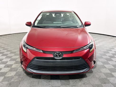 Used 2024 Toyota Corolla LE FWD image 8