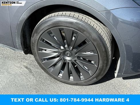 Used 2023 Tesla Model Y Long Range image 16