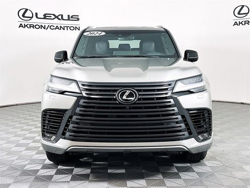 Used 2024 Lexus LX 600 4WD w/ Appearance Package image 3