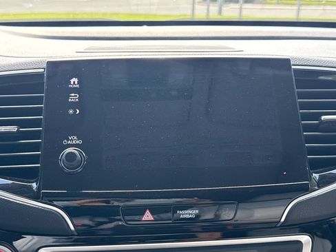 Used 2019 Honda Pilot Touring image 26