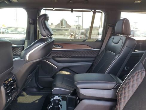 Certified 2023 Jeep Grand Cherokee L Summit w/ Luxury Tech Group V image 16