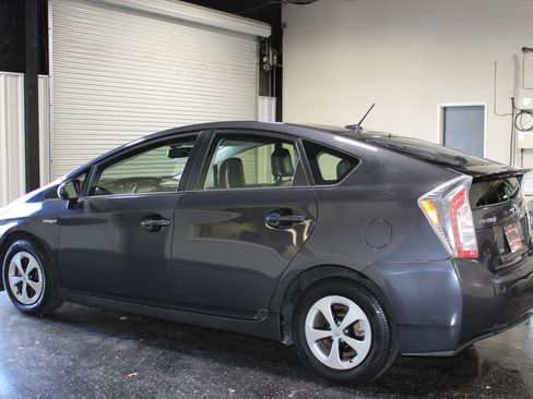 Used 2012 Toyota Prius Four FWD image 5