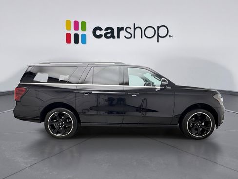 Used 2022 Ford Expedition Max Limited image 6