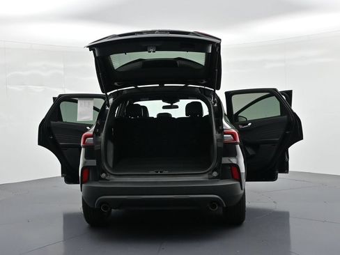 Certified 2025 Ford Escape ST-Line FWD image 29