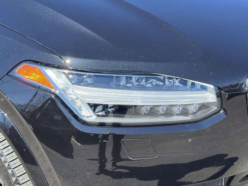 Used 2023 Volvo XC90 B6 Plus w/ Protection Package Premier image 7