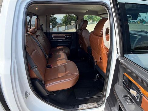 Used 2015 RAM 1500 Laramie Longhorn w/ Convenience Group AWD/4WD image 40